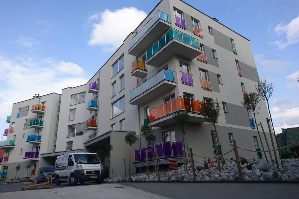Komfortowy Nowoczesny Apartament Kustronia Z Garazem Balkonem Wanna Bielsko-Biala Exterior foto