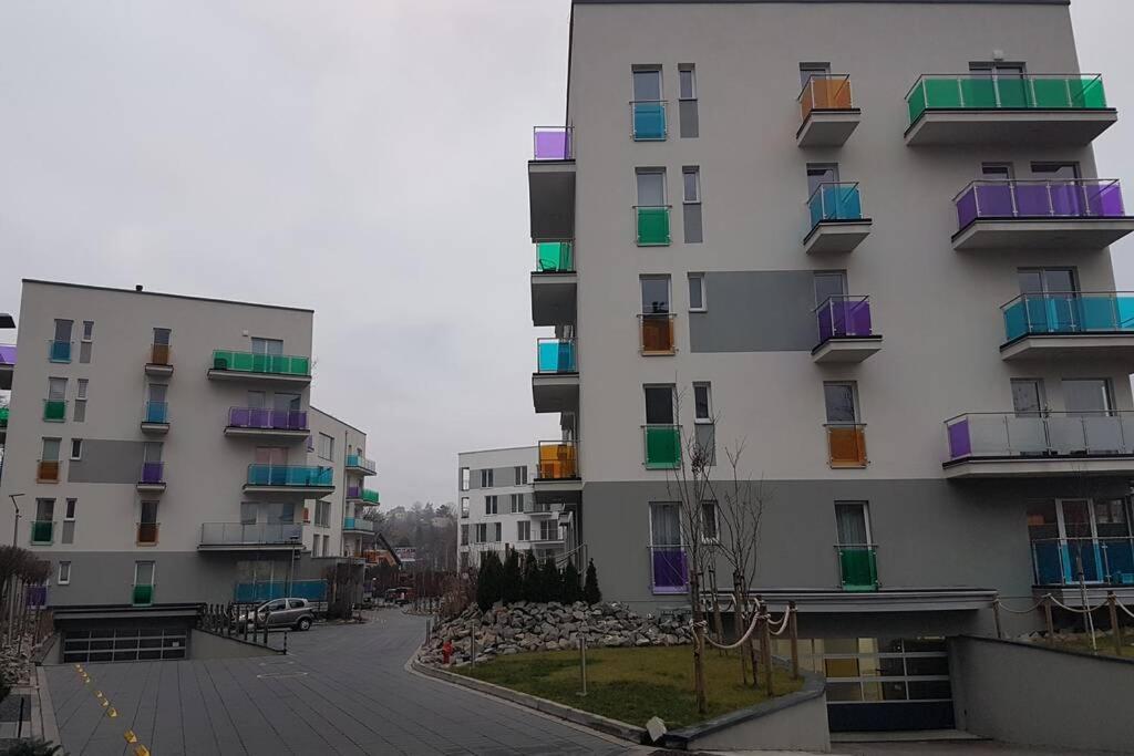 Komfortowy Nowoczesny Apartament Kustronia Z Garazem Balkonem Wanna Bielsko-Biala Exterior foto